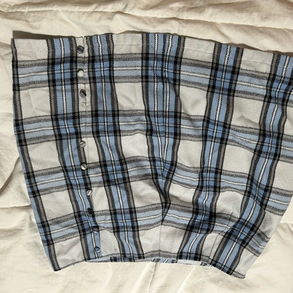 Size L blue plaid skirt from Francesca’s - Picture 3 of 3
